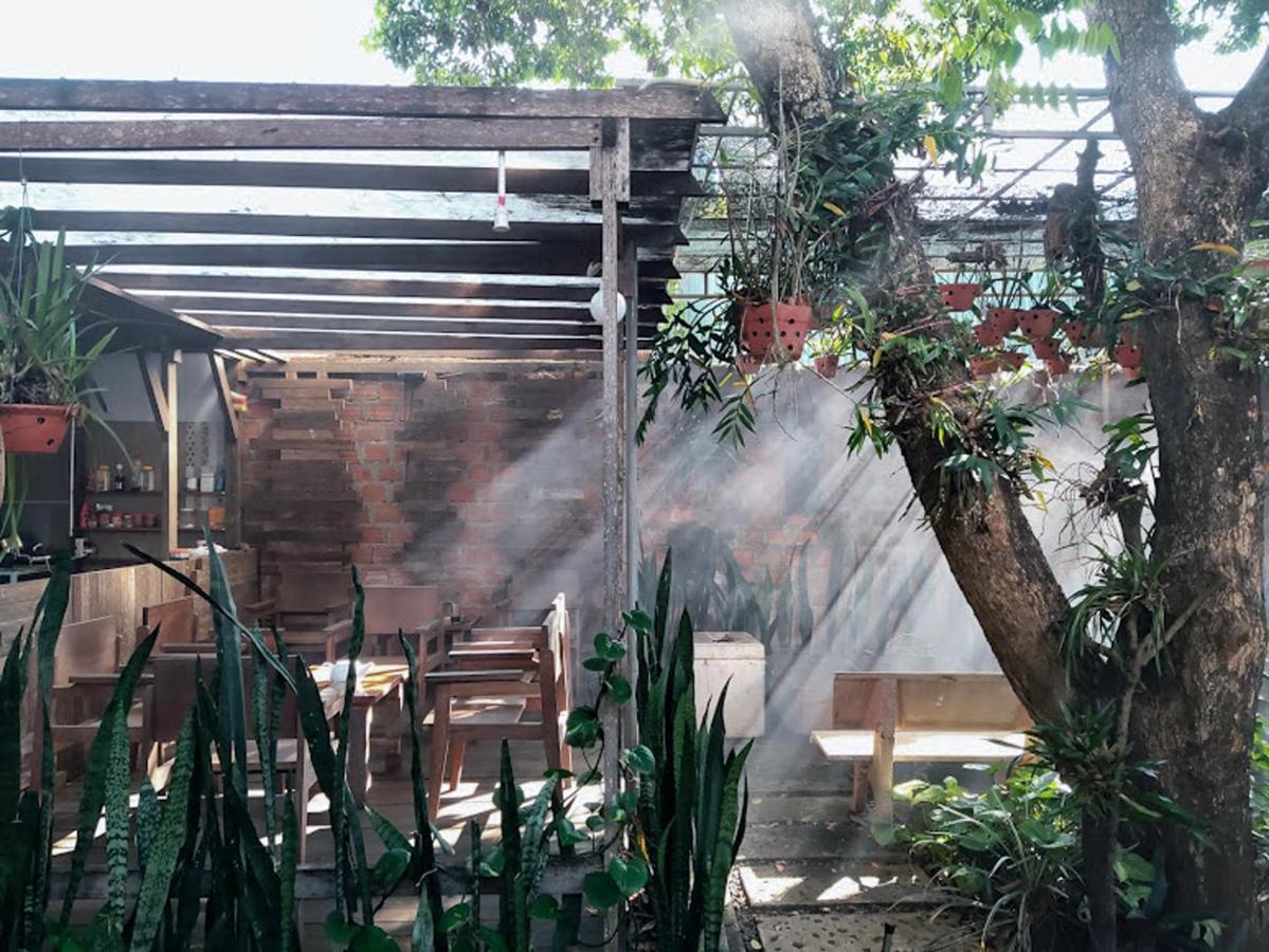 Homestay Vuon Nhan Pleiku Exterior foto